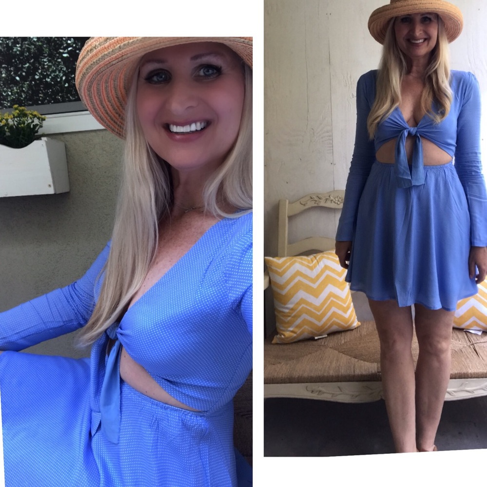 ☕️Blue and White Polka Dot Dress 🌟 - Picture 1 of 3